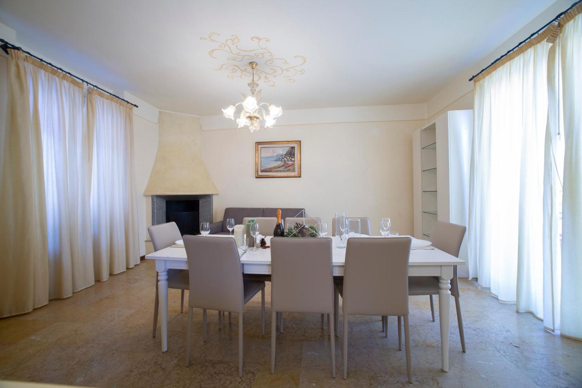 Dimora Storica Vicolo Del Volto Apartment Iseo Bagian luar foto